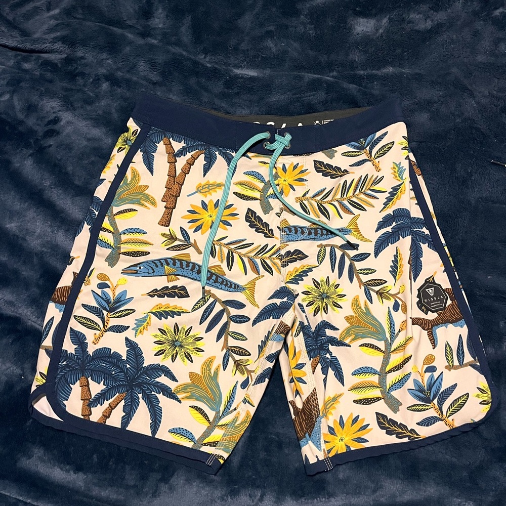 Vissla men’s board shorts 32